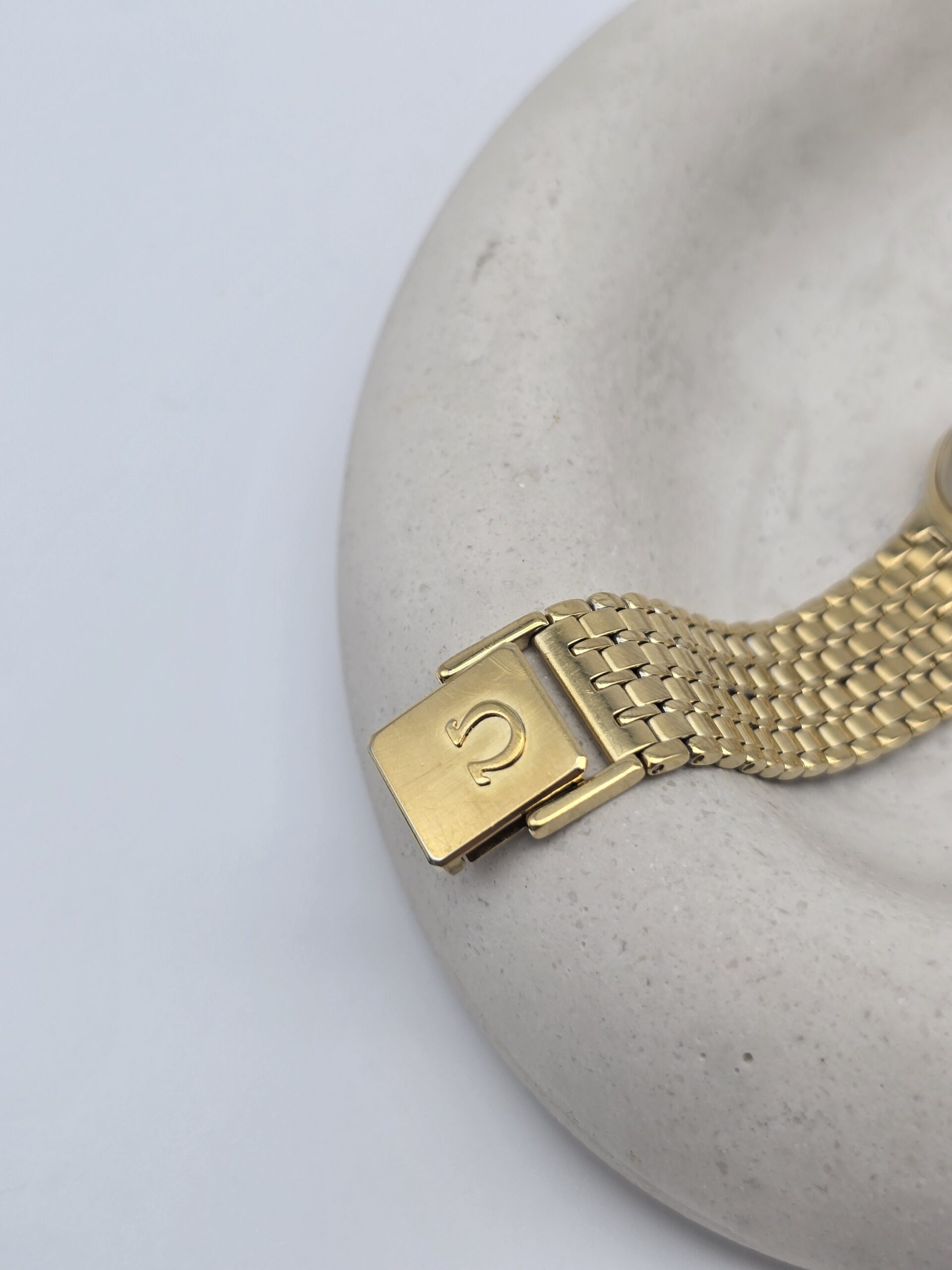 OMEGA De Ville - elegancki zegarek vintage na bransolecie zpaięcie