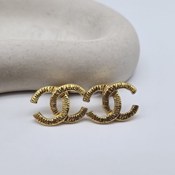 CHANEL - klasyczne klipsy vintage w kształcie logo CC, lata 90. dodatkowe