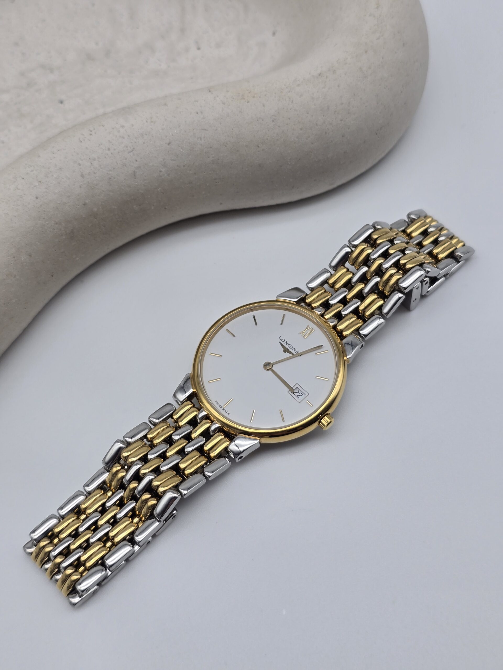 LONGINES La Grande Classique - elegancki zegarek vintage z datownikiem front