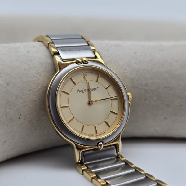 YSL - zegarek vintage na bransolecie z liniowymi indeksami, lata 90.